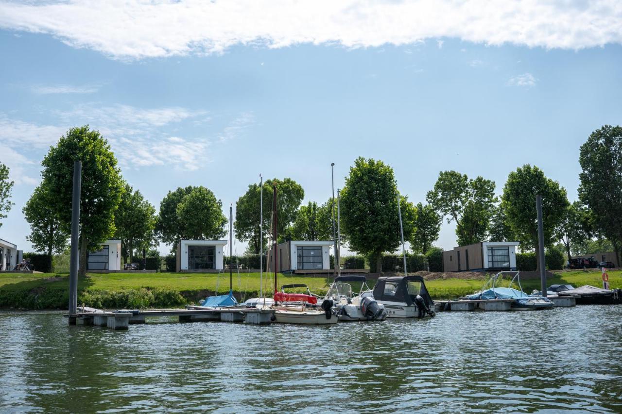 فيلا Maurikفي Marinapark Bad Nederrijn المظهر الخارجي الصورة