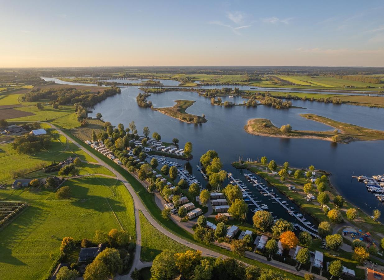 فيلا Maurikفي Marinapark Bad Nederrijn المظهر الخارجي الصورة